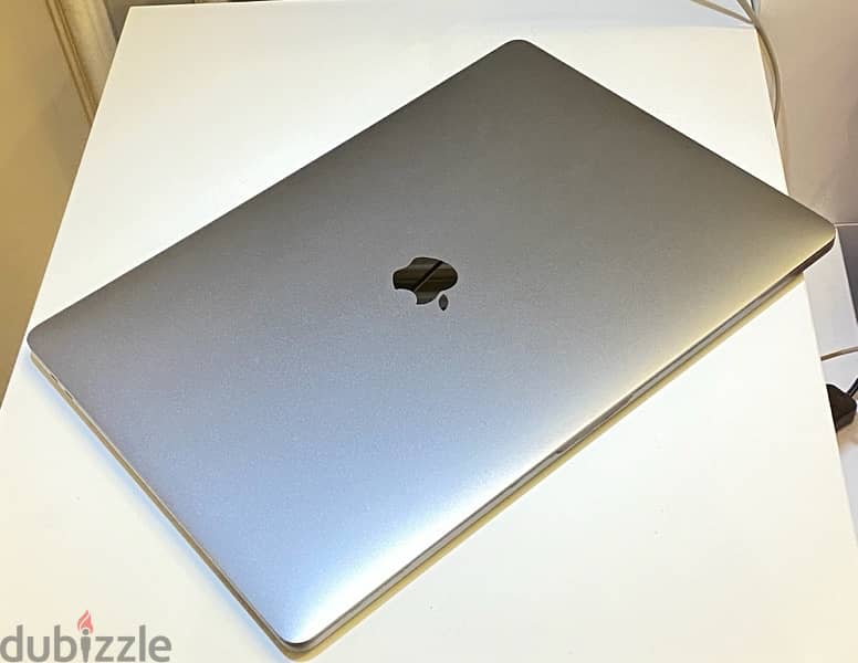 ماك بوك برو MacBook Pro 15 inch 2018 TouchBar Core i7 16GB RAM 256 SSD 4