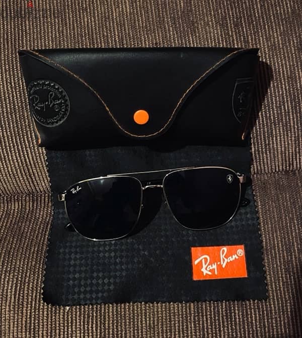 Ray Ban نظارة 0