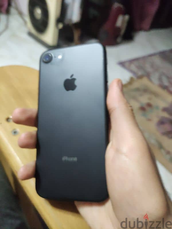 IPHONE 7 4