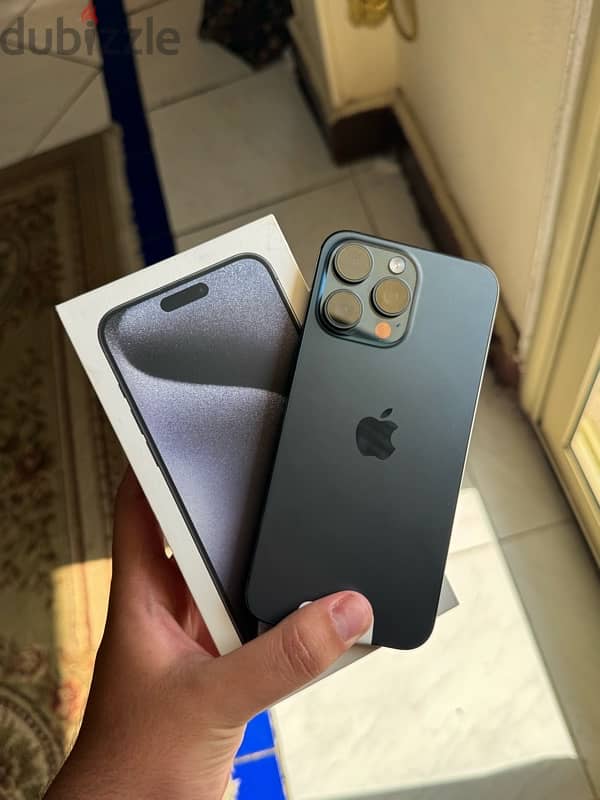 iPhone 15 pro max خطين 1