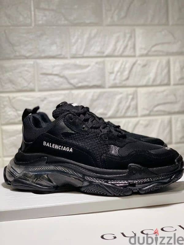 Balenciaga 3