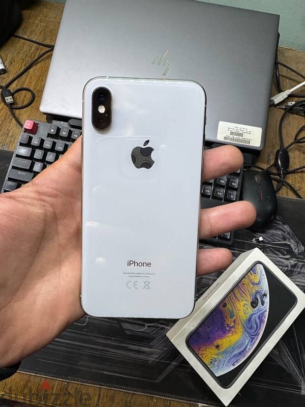 iphone Xs 5