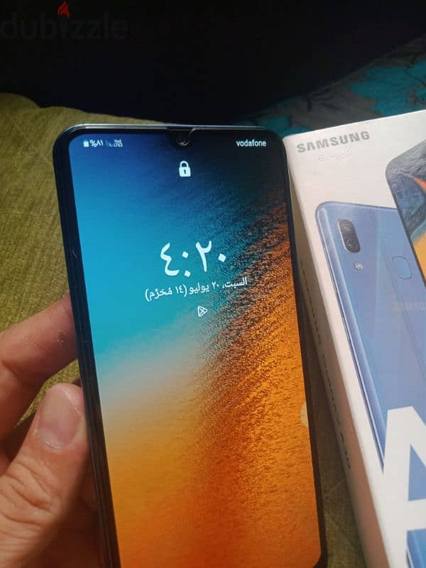 Samsung galaxy A30 3