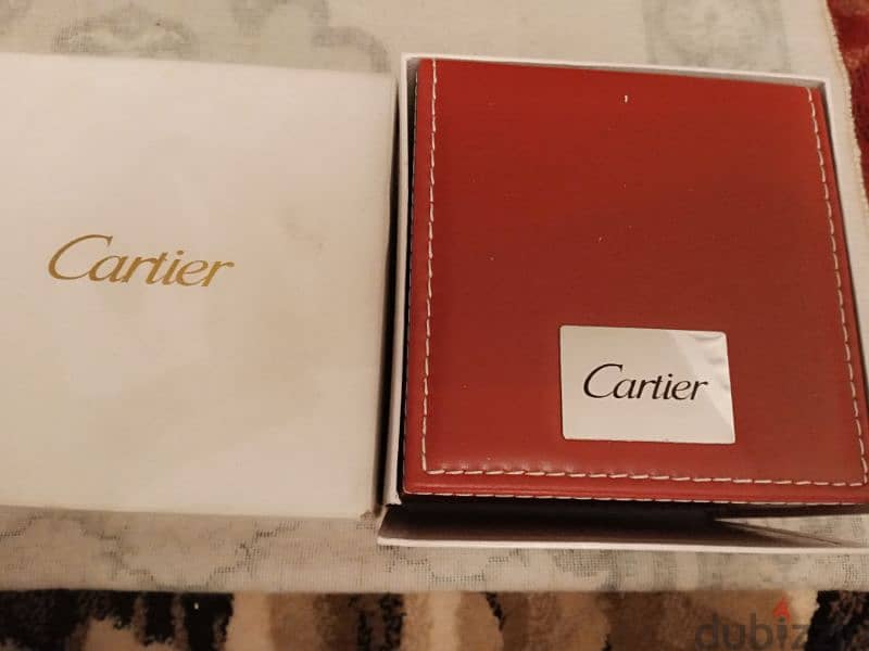 ساعة كارتيير جديده بالعلبة new cartier watch 1