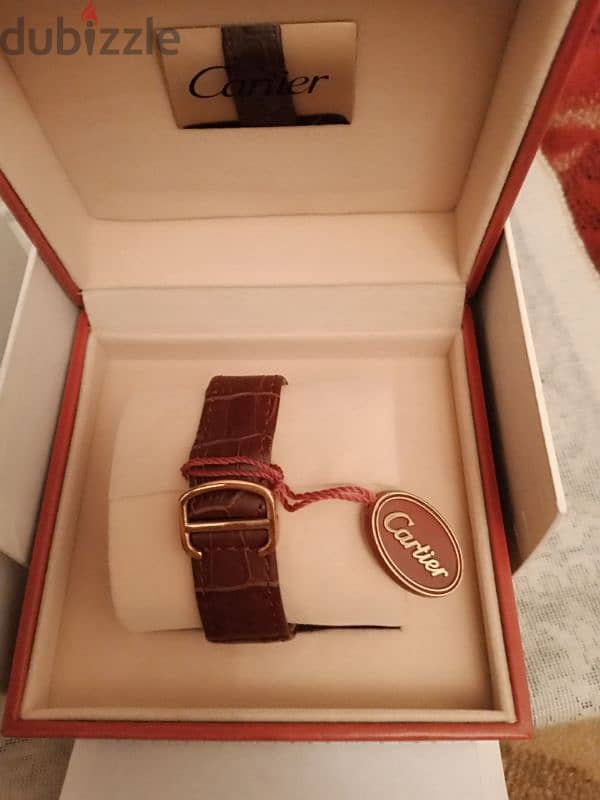 ساعة كارتيير جديده بالعلبة new cartier watch 2