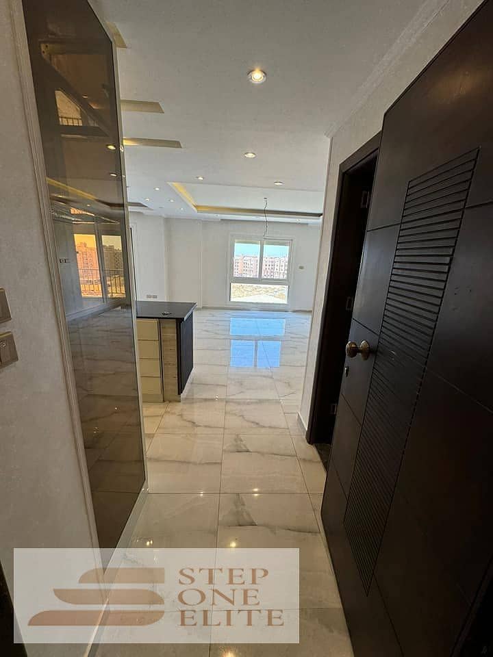 Apartment 220 m for sale, immediate delivery, fully finished with air conditioners, in the Fifth Settlement 0