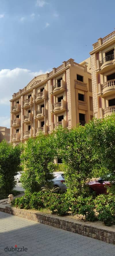 Apartment for sale, 120 meters, two rooms, immediate receipt, in the Fifth Settlement, near the 90th, in the Achrafieh Compound