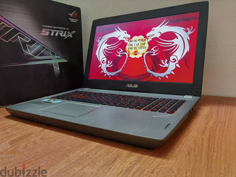 Asus ROG Strix GTX 1070 8GB i7HQ Gaming LapTop 10