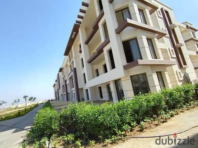 Ground floor apartment with a garden in NYOUM PYRAMIDS, with a down payment of 640,000 EGP and installments over 8 years