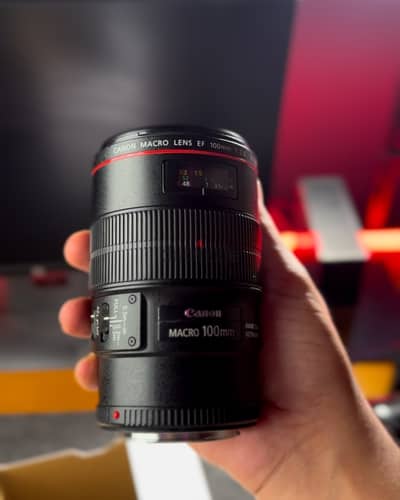 CANON EF 100MM F2.8L MACRO LIKE NEW