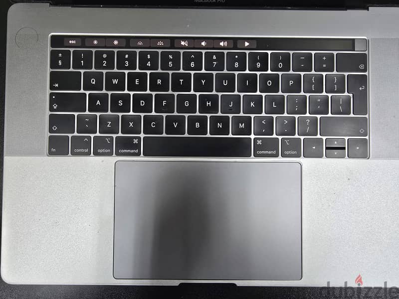 MacBook Pro 15-inch, 2019 (Like New) 4