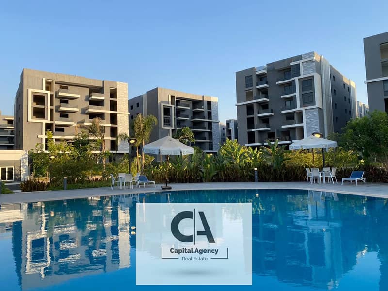 With cash discount 40% a 3-room apartment with Ready To Move in Sun Capital Compound in the heart of October | View on the landscape 0