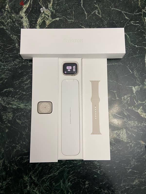 Apple watch series 8 45mm starlight aluminum 0