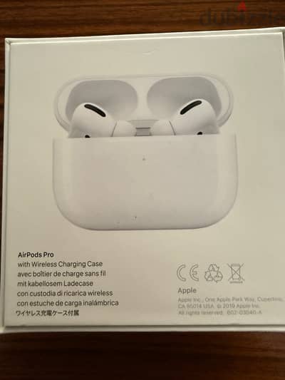 AirPods Pro 1 Wireless Charging Case with left Airpod only