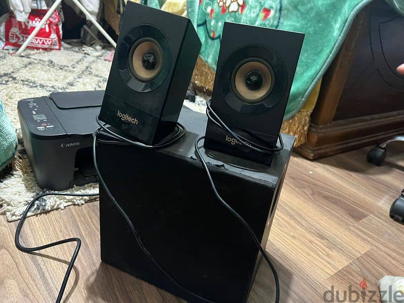 Logitech speakers 0