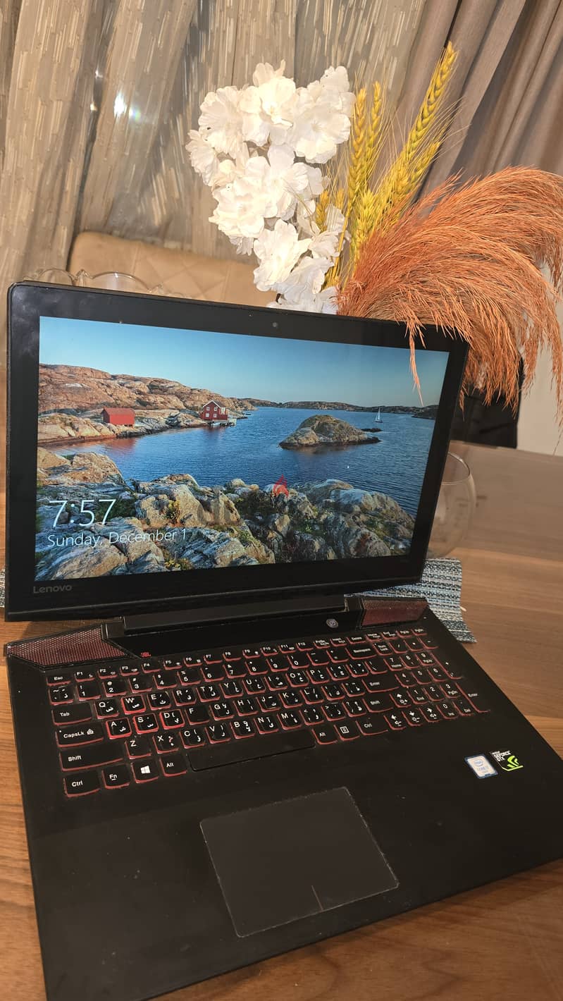 Lenovo IdeaPad Y700 4