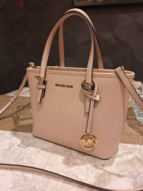 Micheal Kors small bag 1