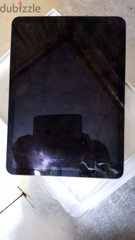 ipad air 4 like new 2