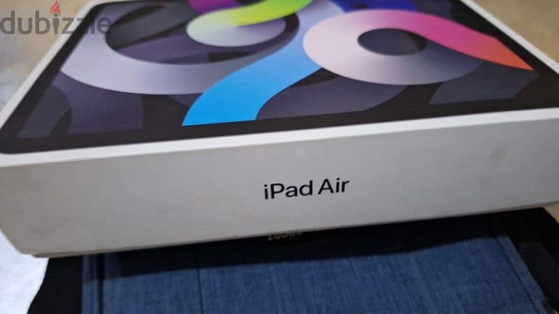 ipad air 4 like new 5