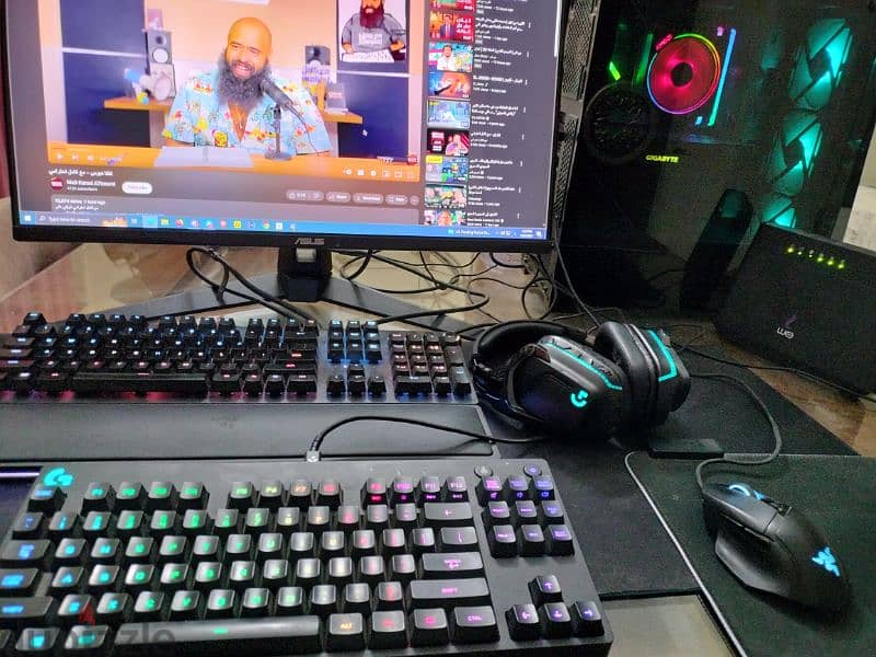 Logitech Keyboard G Pro 0