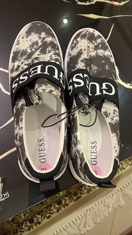 original guess shoes 1