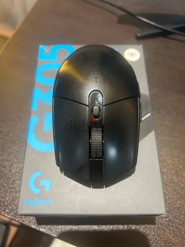 Logitech G305 wireless with box 0