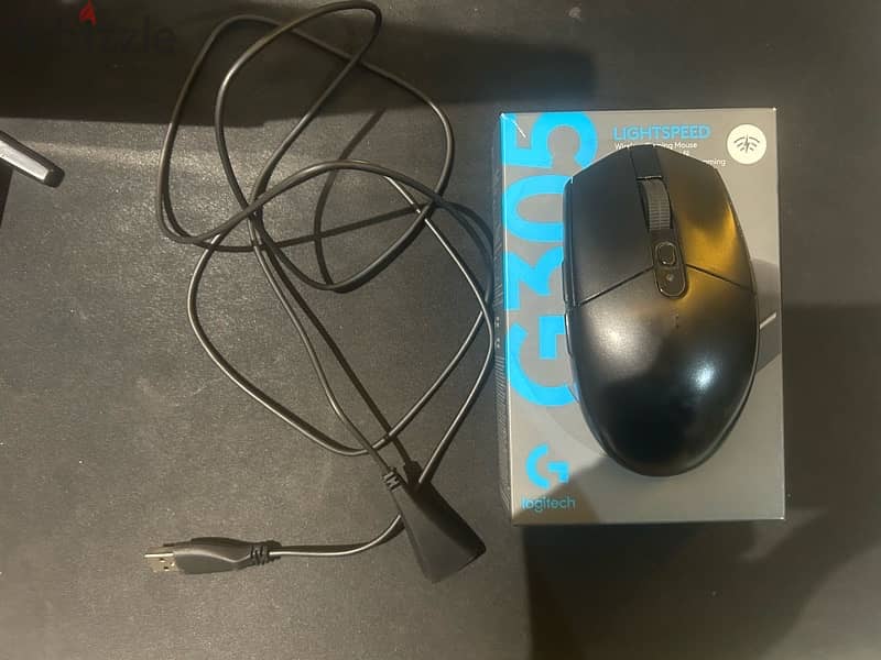 Logitech G305 wireless with box 2