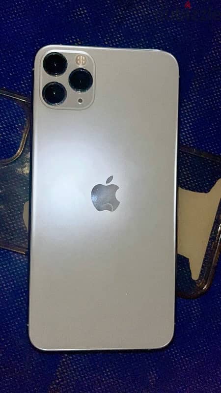 iPhone 11 Pro Max 2