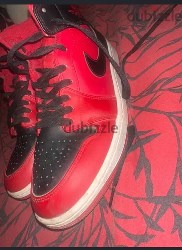 Air Jordan 1s gym red black 2