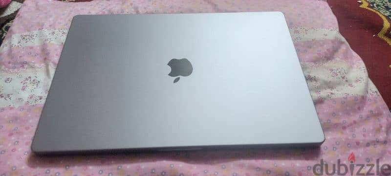 MacBook Pro M2 2023 16 inch Like New 6