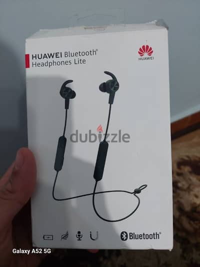 سماعة headphones Bluetooth huewi light