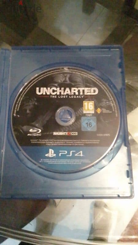 PS4 slim limited Edition days of play 1tb+1 game+2disc 4