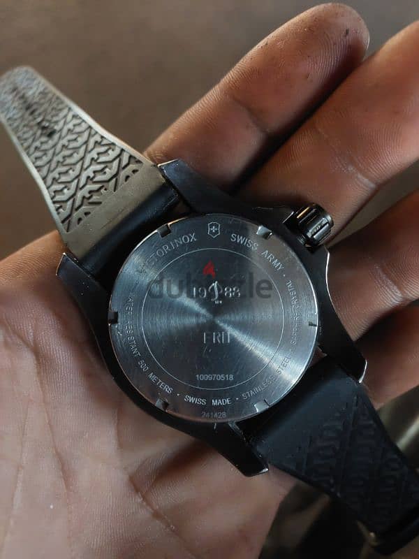 Victorinox Swiss army حالة ممتازة  وارد  بدون علبة وارد امريكا 2