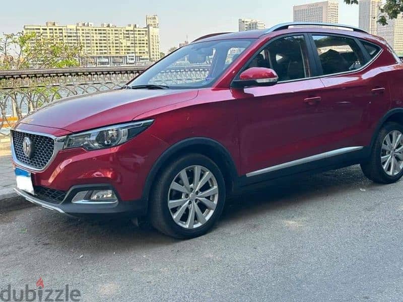 MG ZS 2023 0