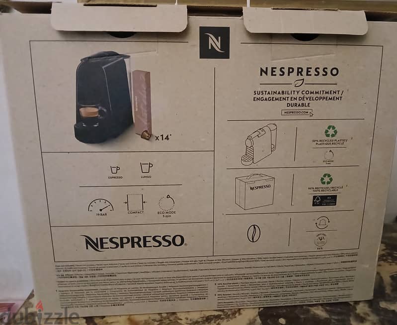 NESPRESSO ESSENZA MINI 2