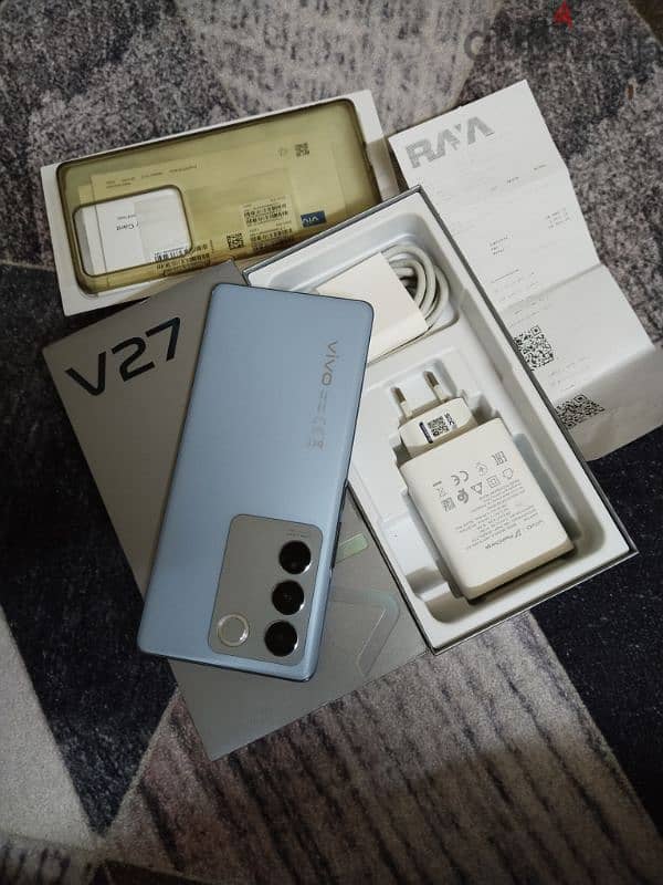 vivo V27 (5G) 256GB. 8GB 2