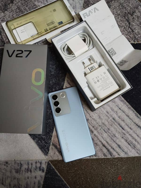 vivo V27 (5G) 256GB. 8GB 3