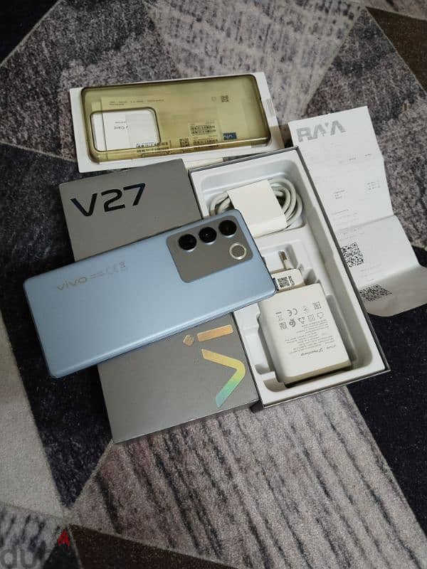 vivo V27 (5G) 256GB. 8GB 4