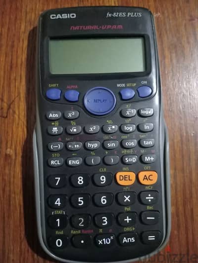 اله حاسبه casio fx-82Es plus