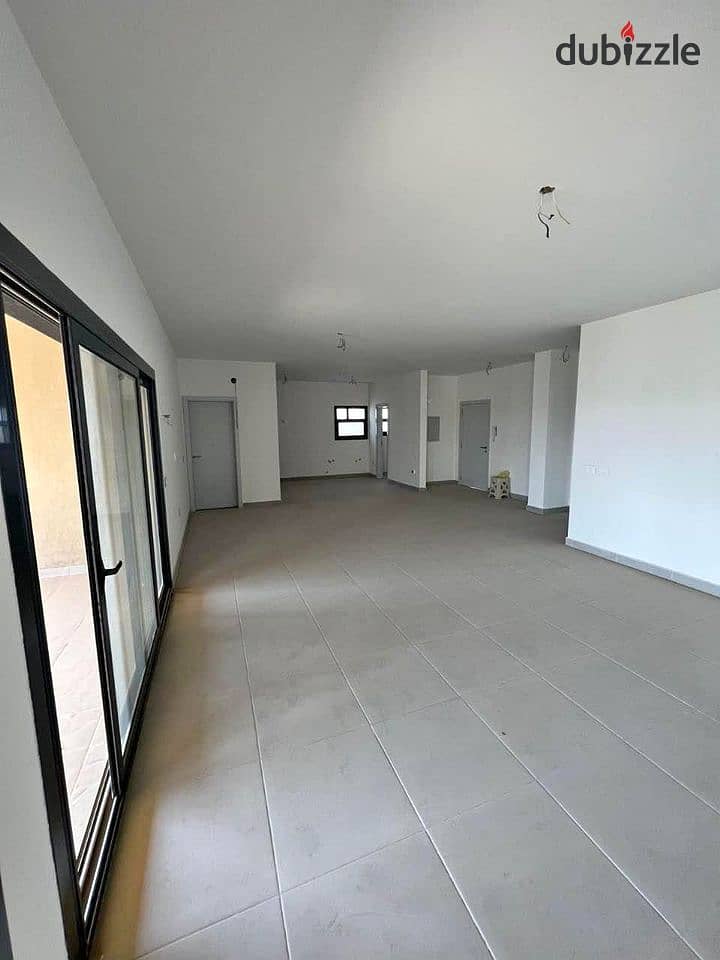 **Apartment for Sale: Immediate Handover, 180 sqm - Super Lux Finishing** 0