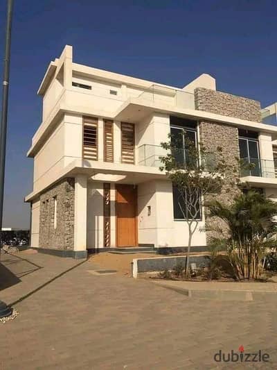 Duplex of 212 m for sale in the most prestigious compound in Mostakbal City with the lowest down payment in  Il Bosco City