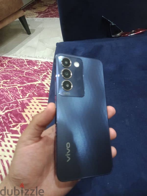 للبيع موبيل Vivo v30 light 0