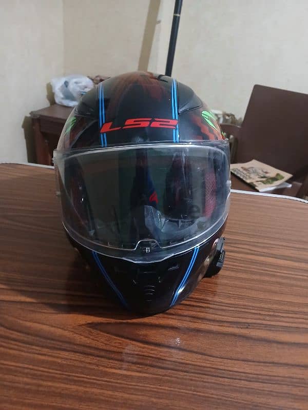 ls2 helmet 1