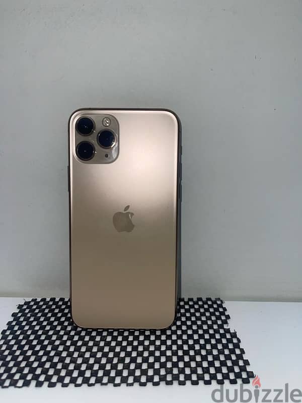 iphone 11 Pro 256 GB ( Gold ) 4