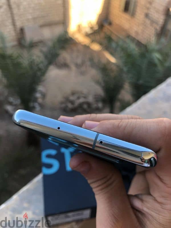 S10 Plus 4