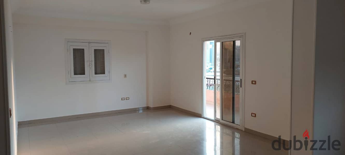 Apartment for rent 4 bedrooms near Al-Baz Mosque in El Banfseg Buildings 0