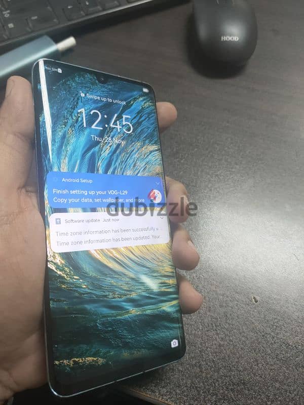 وارد السعودية حالة ممتازة Huawei P30 Pro رام 8 مساحة 256 شريحتين 0