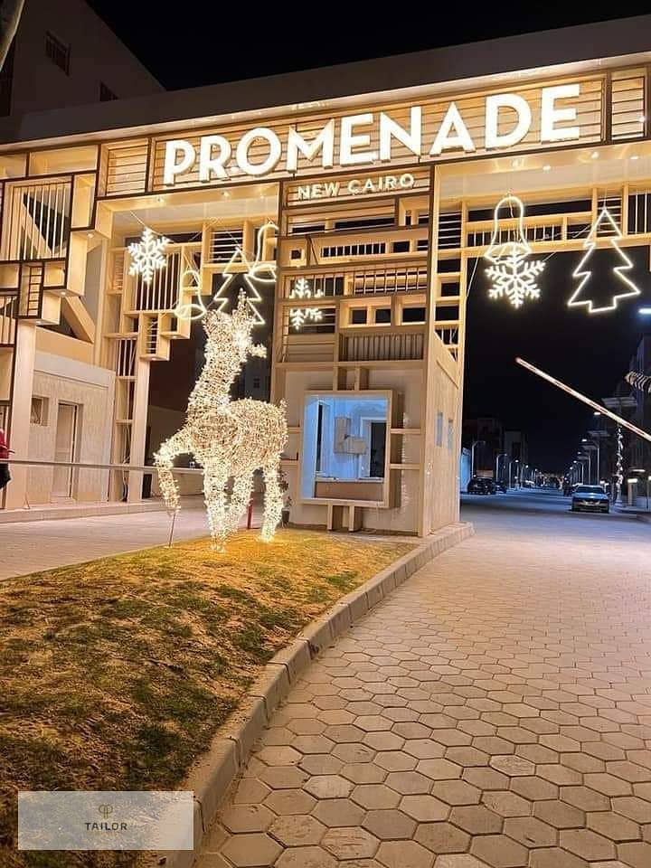 شقه للبيع ارضي ب جاردن استلام فوري امام هايد بارك ب كمبوند " promenada" فيو جاردن 0