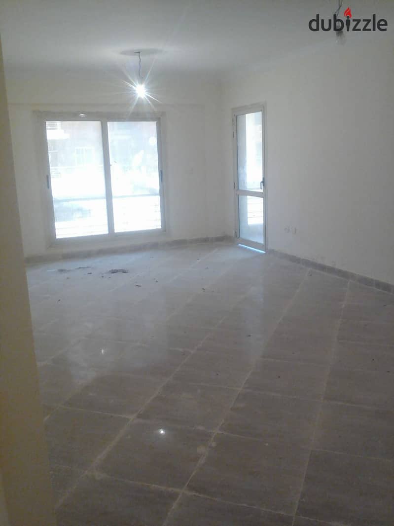 Apartment for sale, ready to move, fully finished, in front of Rehab City 0