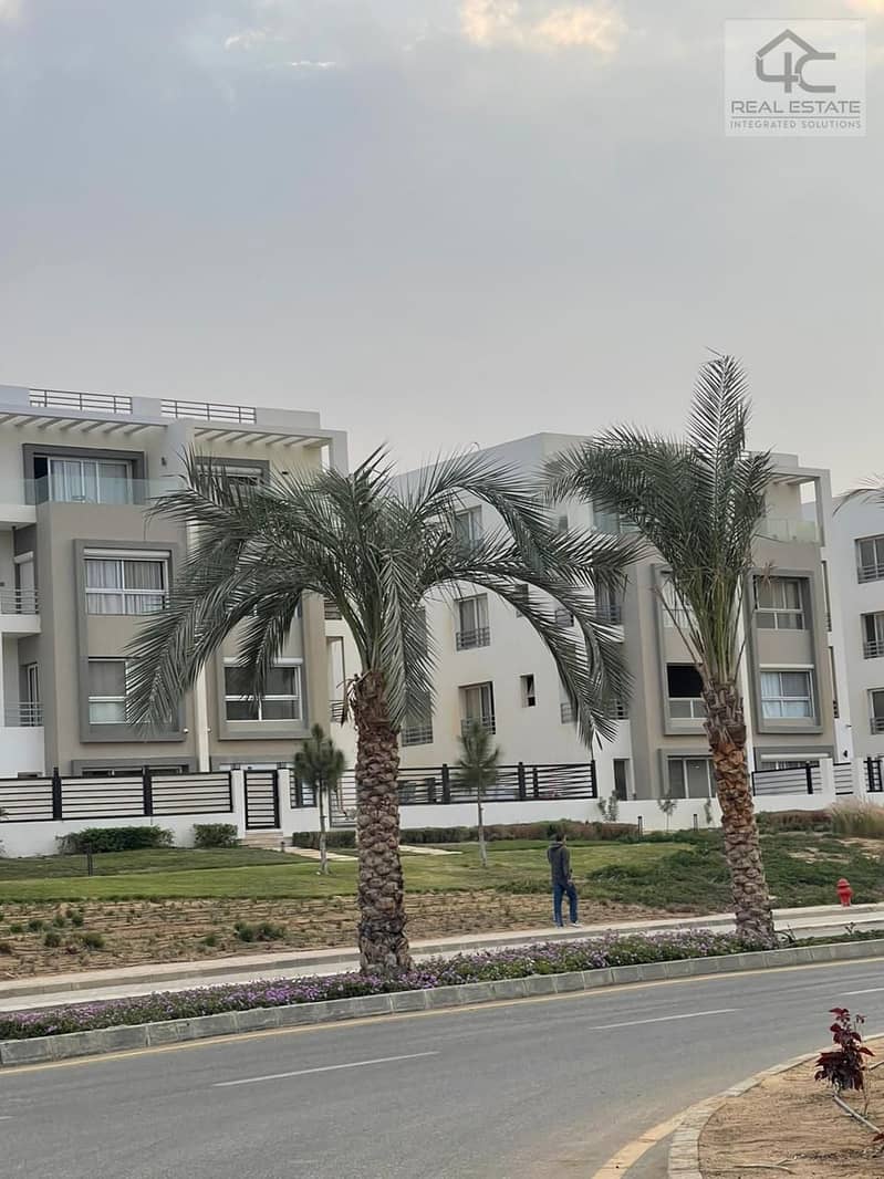 Dp 9 Duplex 275 m 3 bedrooms in Garden Residence for Sale in Hyde Park New Cairo 0